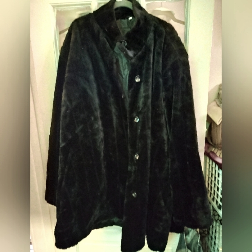 Women's coat size 3x